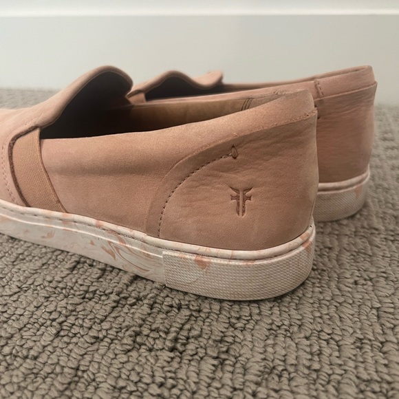 Frye Ivy Slip Blush - Picture 8 of 9